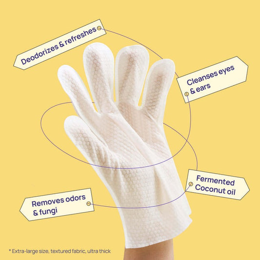 Wear-and-Wipe Gloves — Clean your pet in seconds. Stress-free. Water-free. Mess-free.